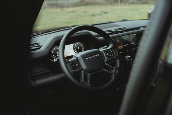 Land Rover Defender 110 P300 X-dynamic SE