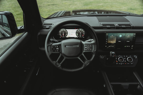 Land Rover Defender 110 P300 X-dynamic SE