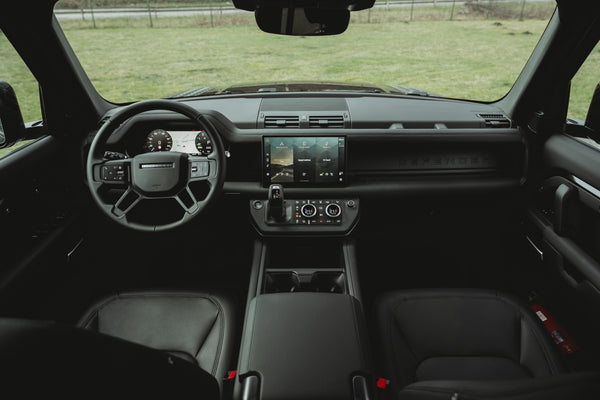 Land Rover Defender 110 P300 X-dynamic SE