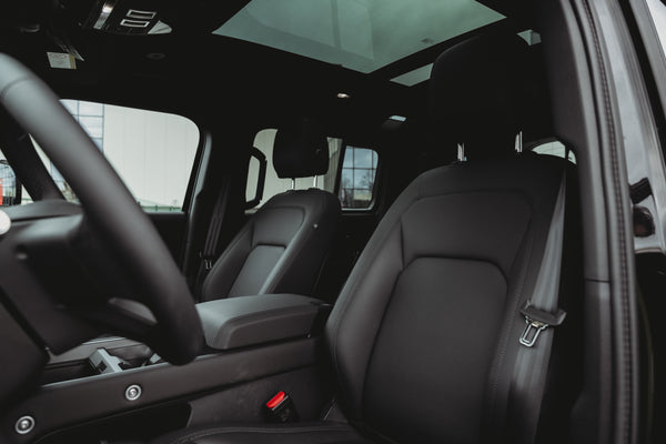 Land Rover Defender 110 P300 X-dynamic SE