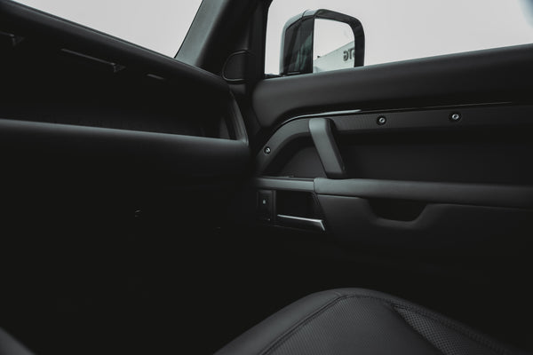 Land Rover Defender 110 P300 X-dynamic SE