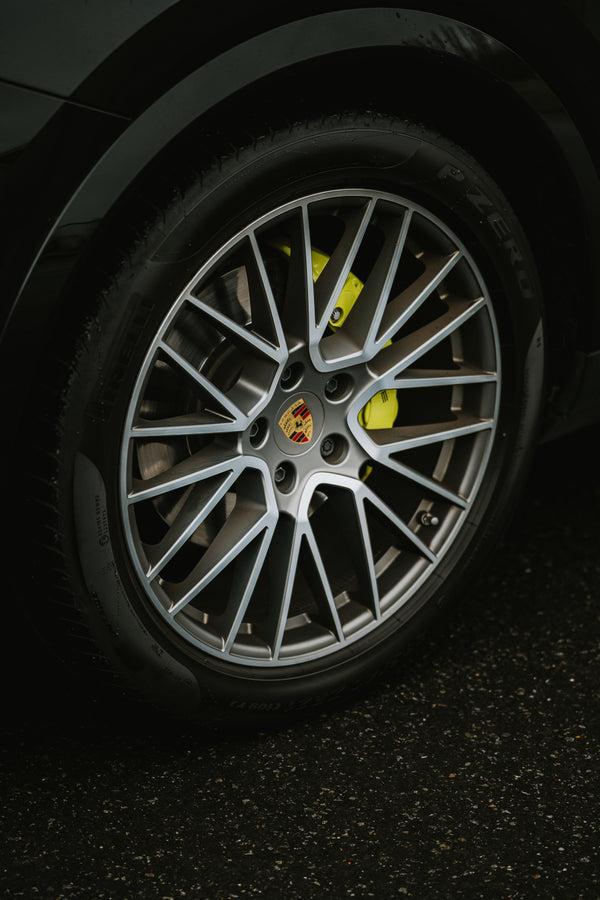 PORSCHE CAYENNE PLATINUM EDITION PHEV