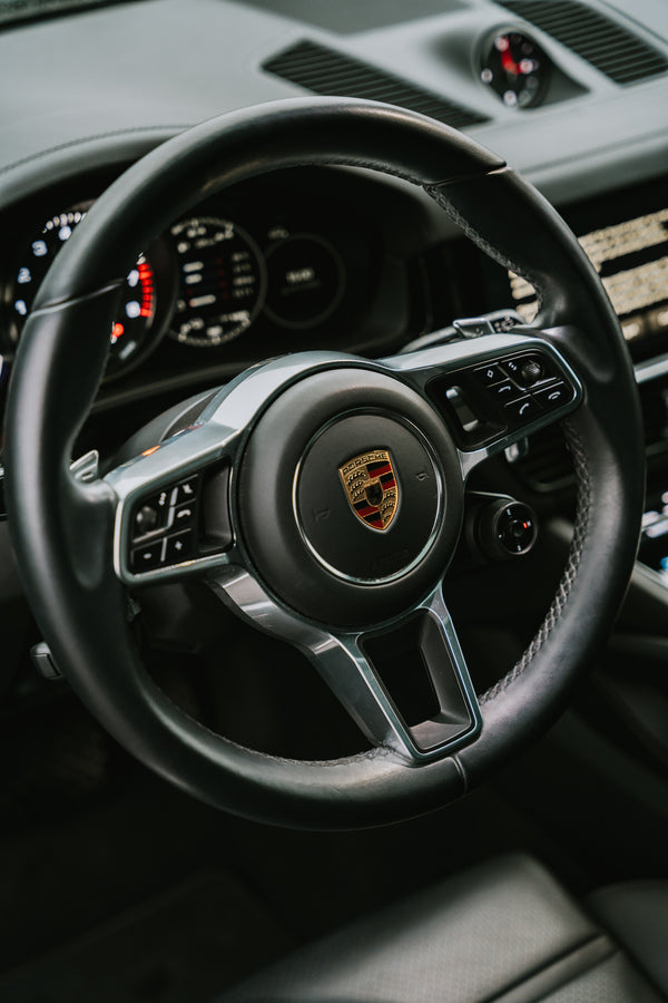 PORSCHE CAYENNE PLATINUM EDITION PHEV