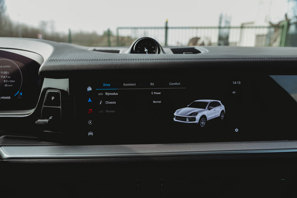 Porsche Cayenne E-Hybrid 470pk