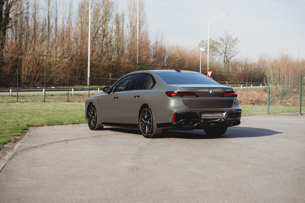 BMW 760M plug-in hybrid 571pk