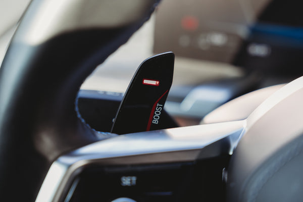 BMW 760M plug-in hybrid 571pk