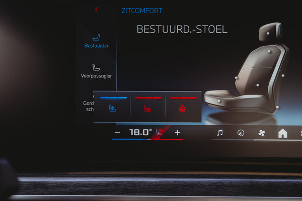 BMW 760M plug-in hybrid 571pk