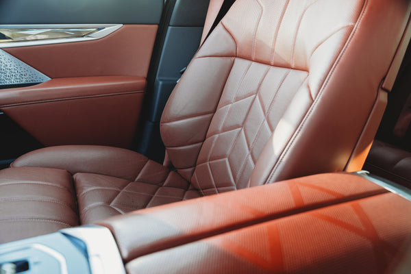 BMW 760M plug-in hybrid 571pk