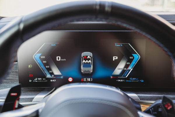 BMW 760M plug-in hybrid 571pk