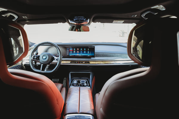 BMW 760M plug-in hybrid 571pk