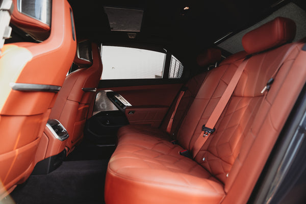 BMW 760M plug-in hybrid 571pk