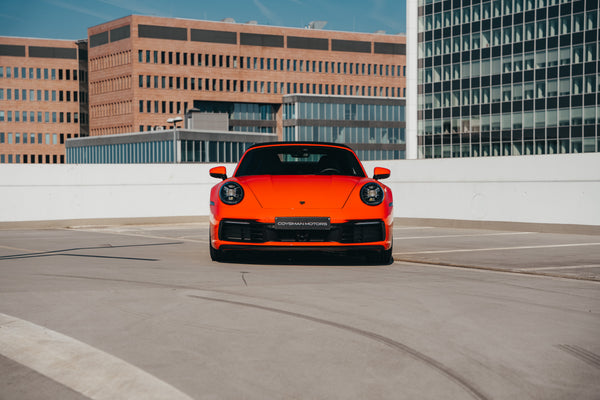 Porsche 992.1 Carrera cabrio3.0 PDK 385pk Lava orange