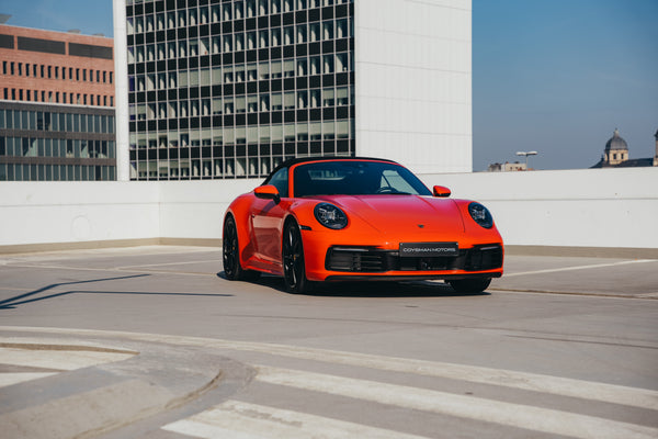 Porsche 992.1 Carrera cabrio3.0 PDK 385pk Lava orange