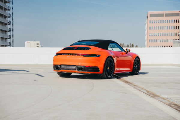 Porsche 992.1 Carrera cabrio3.0 PDK 385pk Lava orange