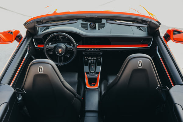 Porsche 992.1 Carrera cabrio3.0 PDK 385pk Lava orange