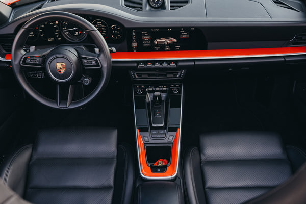 Porsche 992.1 Carrera cabrio3.0 PDK 385pk Lava orange