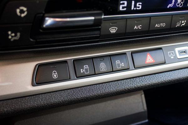 Peugeot Traveller vip 8pl