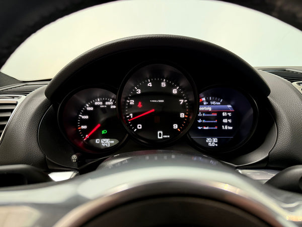 Porsche Cayman 981 2.7i